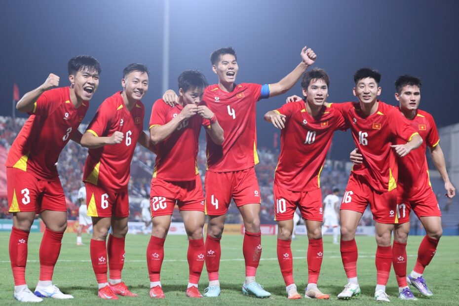 U22 Việt Nam vs U22 Trung Quốc: Lấy khí thế cho SEA Games (18h35 ngày 12/11)