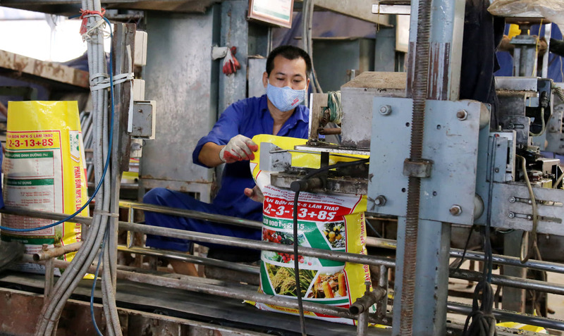 Siết điều kiện sản xuất, kinh doanh và nhập khẩu hóa chất