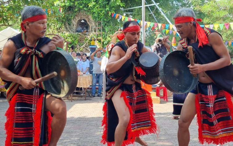 Gia Lai tổ chức biểu diễn cồng chiêng định kỳ cuối tuần tại không gian đô thị