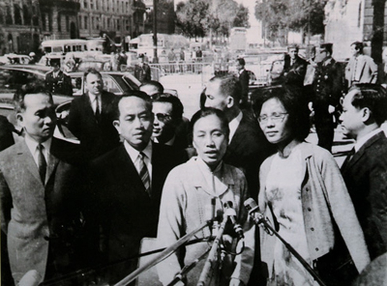 Báo chí phương Tây với Madam Bình