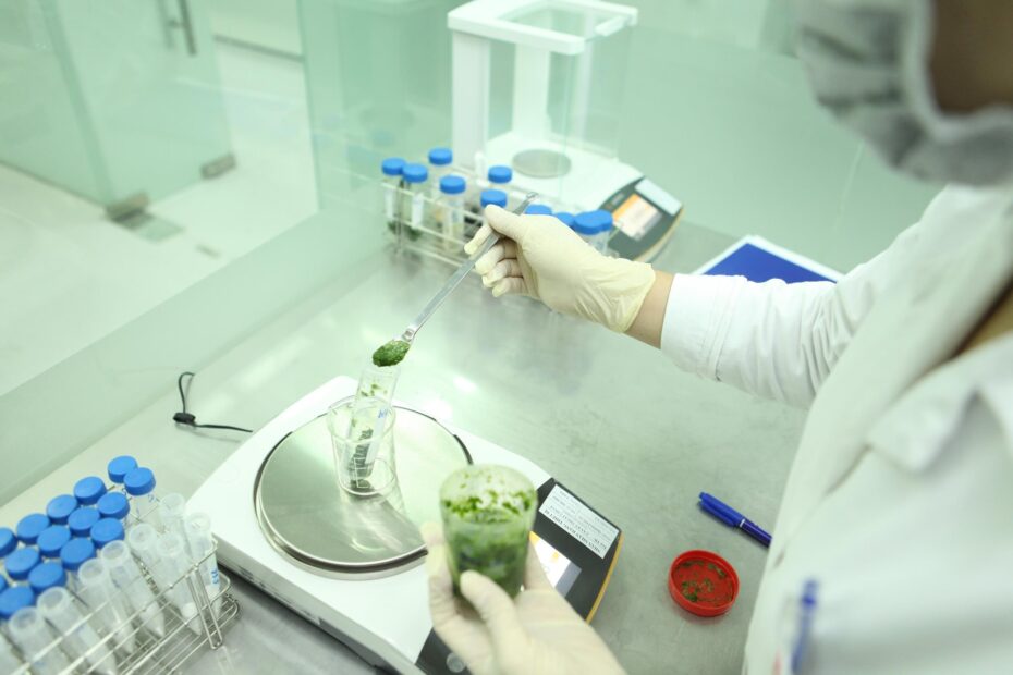 Quản trị an toàn thực phẩm: Từ kiểm tra mẫu đến văn hóa tự giác