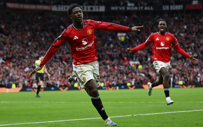 Thắng Liverpool, Manchester United trở lại Cúp C1 sau 2 năm vắng bóng