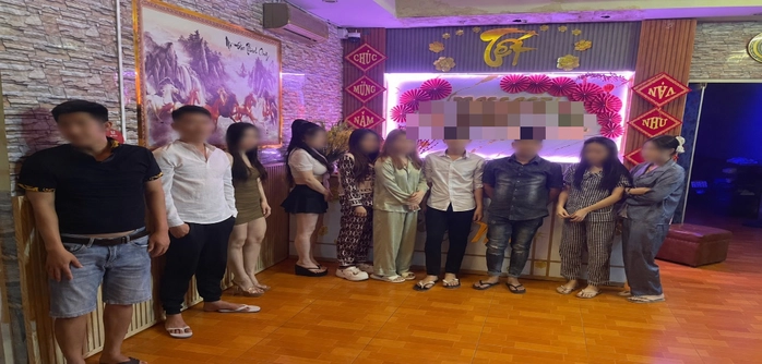 Bí mật bên trong 2 cơ sở massage trá hình tổ chức mua bán dâm ở Tây Ninh