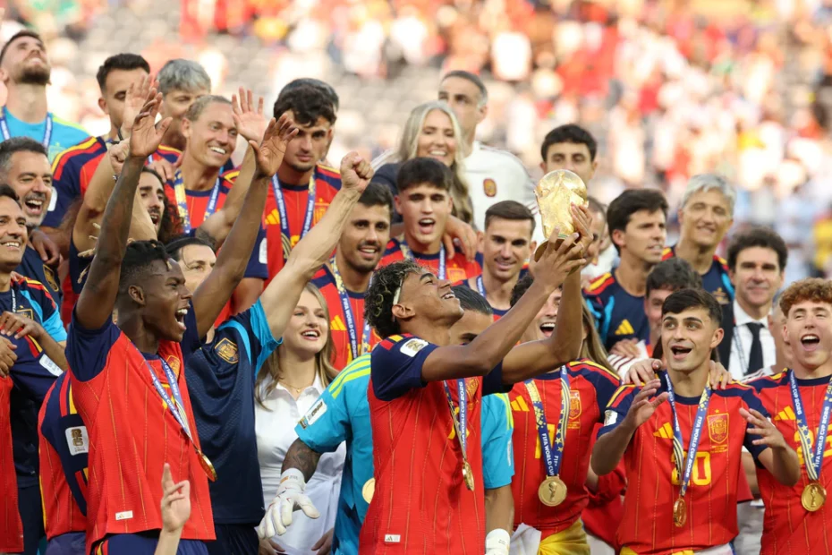 Tây Ban Nha vô địch World Cup 2026: Phi thường từ những điều giản đơn