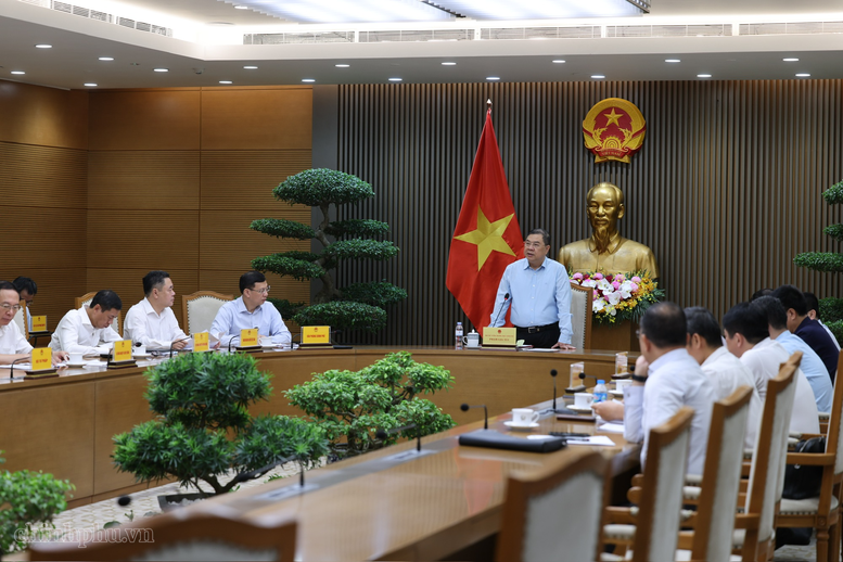 Phó Thủ tướng Thường trực Phạm Gia Túc: Khẩn trương hoàn thiện hồ sơ điều chỉnh chủ trương đầu tư Dự án điện hạt nhân Ninh Thuận