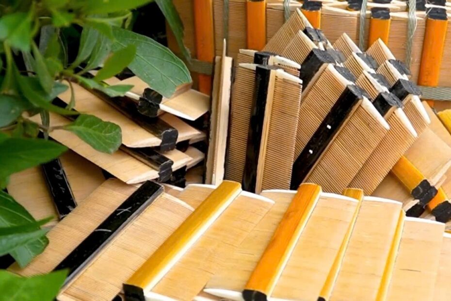 Làng nghề và câu chuyện “kể lại” giá trị sản phẩm