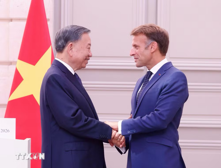 Tuyên bố chung về việc thúc đẩy triển khai khuôn khổ Đối tác Chiến lược Toàn diện Việt Nam-Pháp