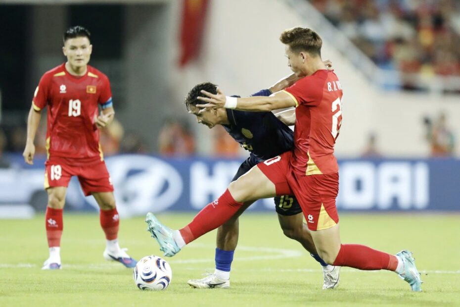 Đội tuyển Việt Nam lấy công bù thủ ở FIFA ASEAN Cup