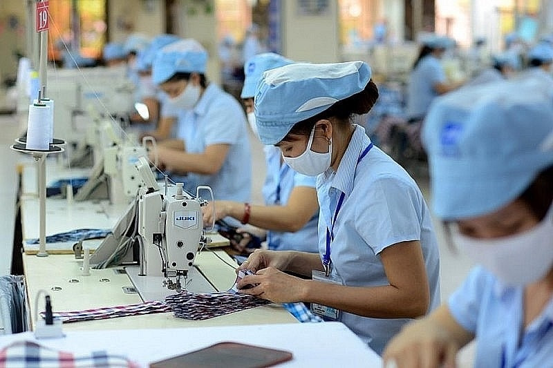 Doanh nghiệp dệt may chịu sức ép chi phí, thuế quan